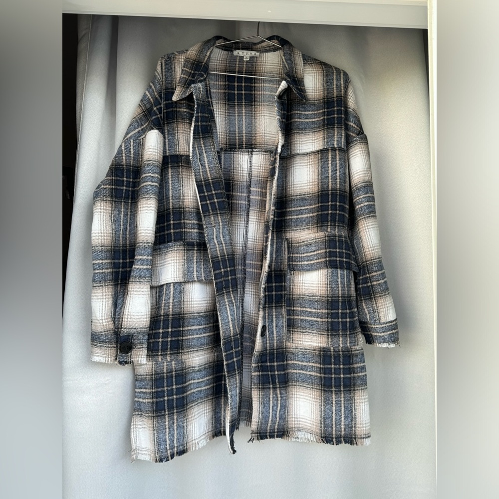 Women’s plaid shacket